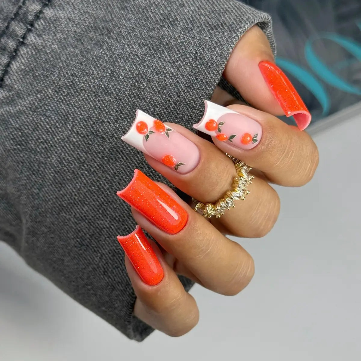 Yoshi Hula Glow 012 Gel Polish 6ml
