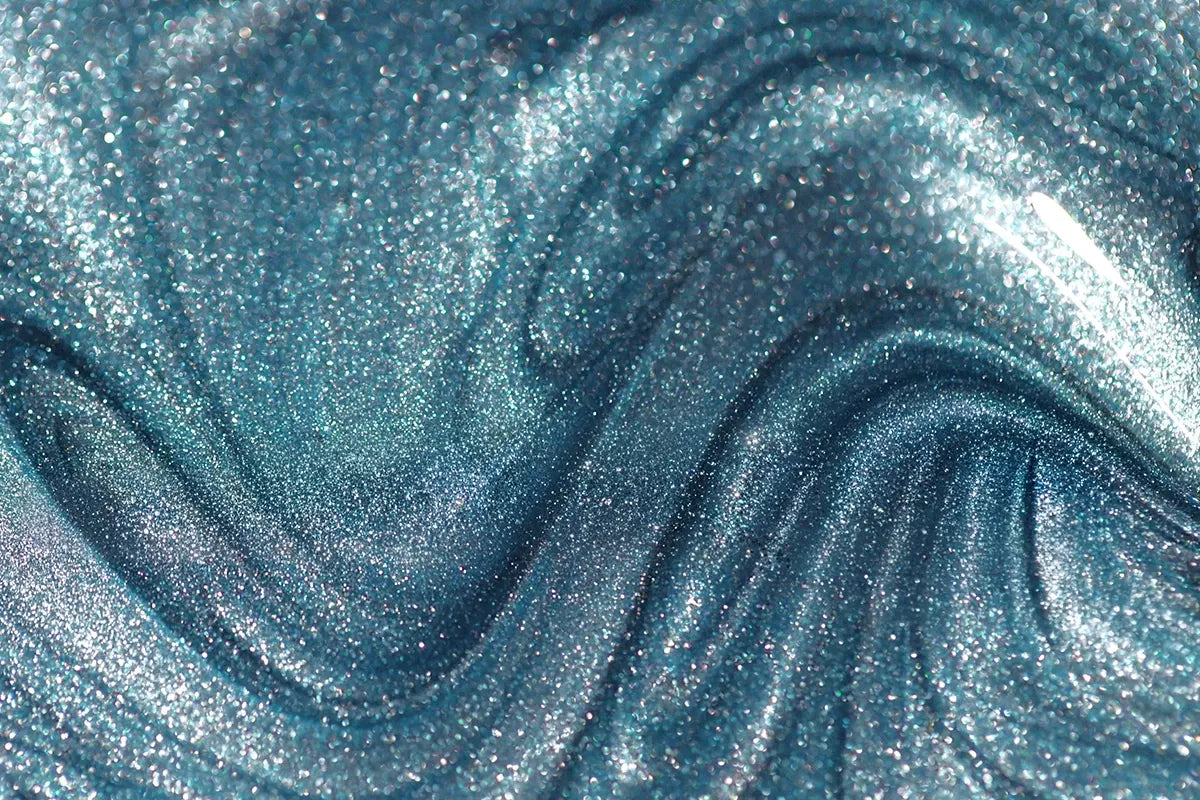 Victoria Vynn Pure Vegan Creamy Hybrid 287 Cat Eye Shade of Rain 8ml