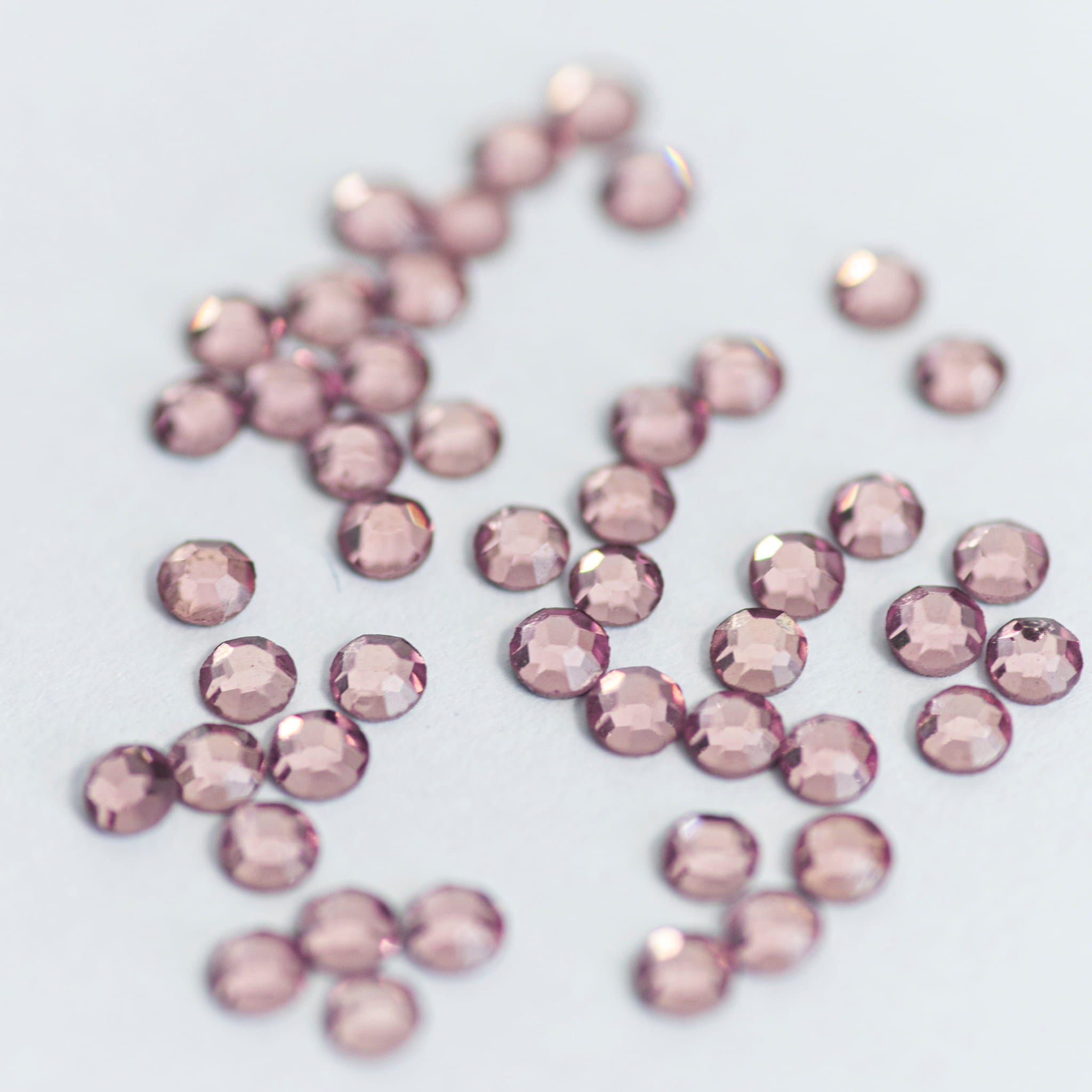 Julia Nessa Vintage Rose Nail Art Crystals - 50 pcs