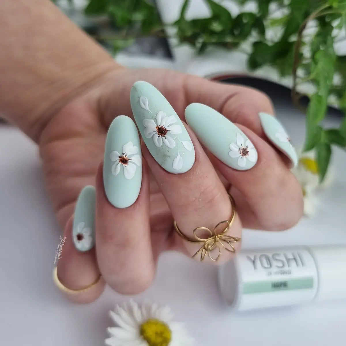 Yoshi Hope 713 Gel Polish 6ml
