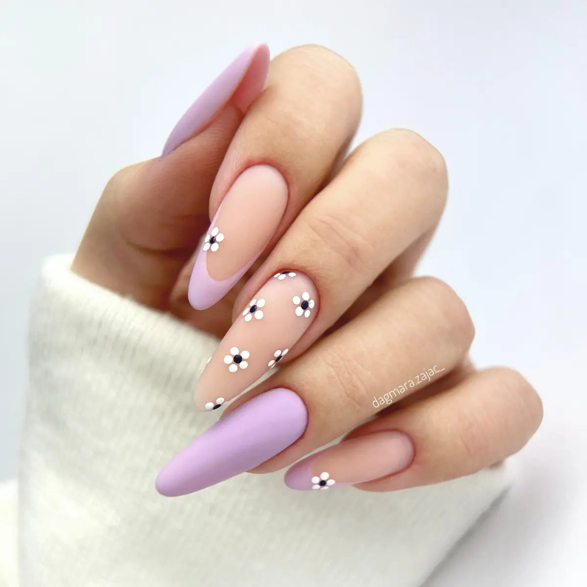 Yoshi Lavander Scent 823 Gel Polish 6ml