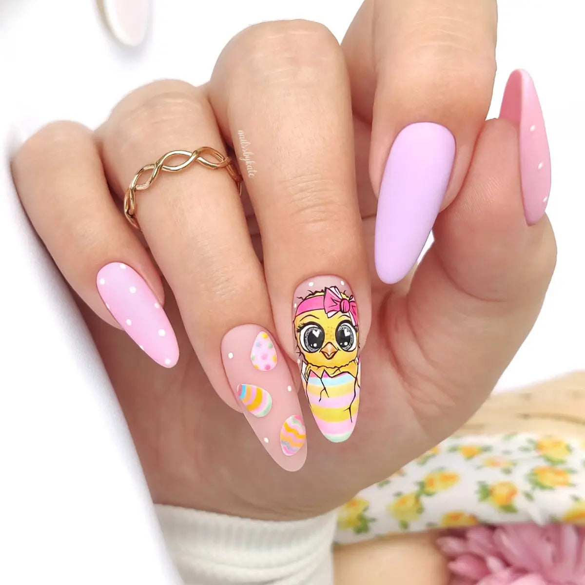 Yoshi Sweet Blush 825 Gel Polish 6ml