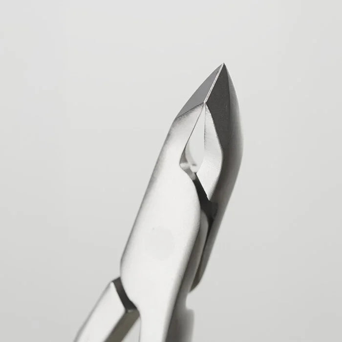 Cuticle Nippers 5mm, Curved Handle - 1PCS