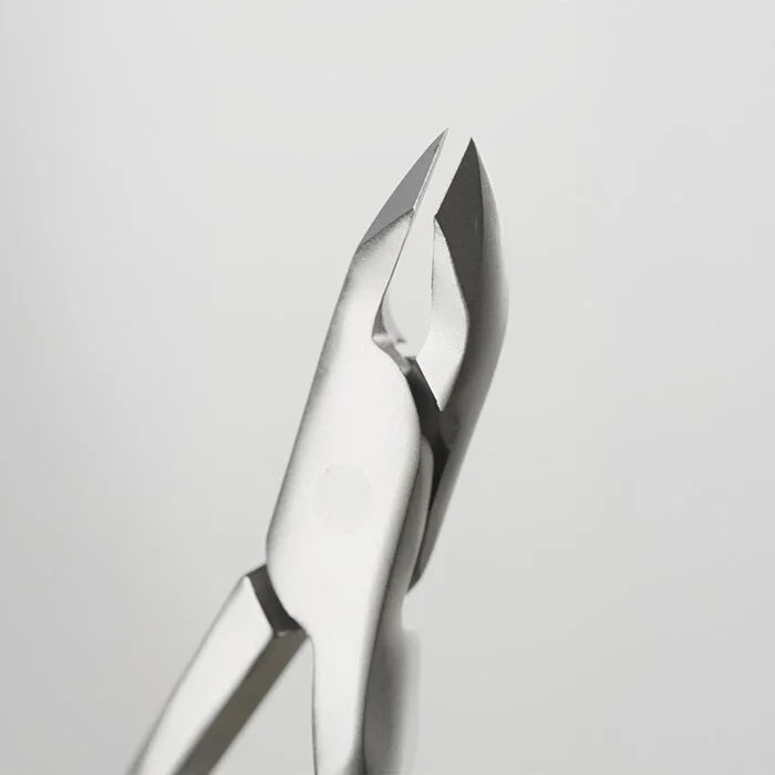 Cuticle Nippers - Long Blade, Classic Handle 5mm