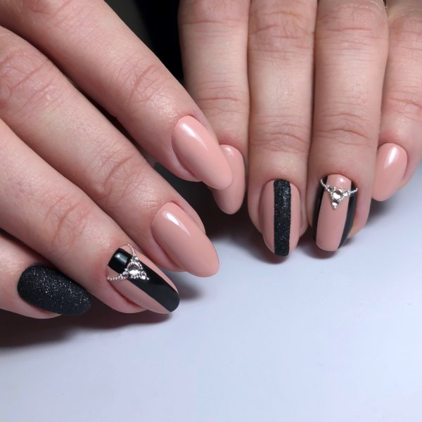 Diamonds For Breakfast Gel Polish 7Ml
