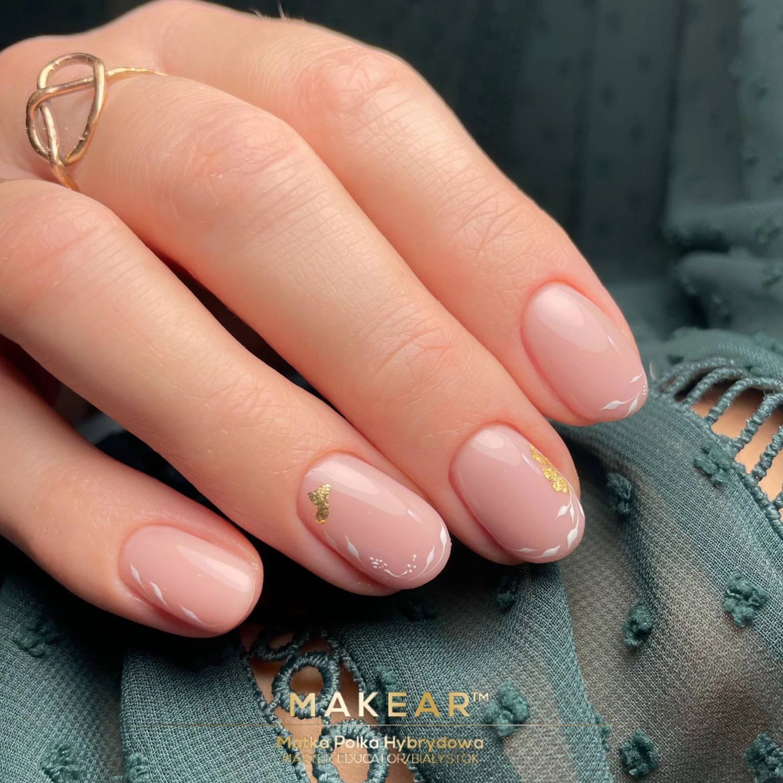 NRB06 Nude Rubber Base 06 - Smoky Beige 8ml