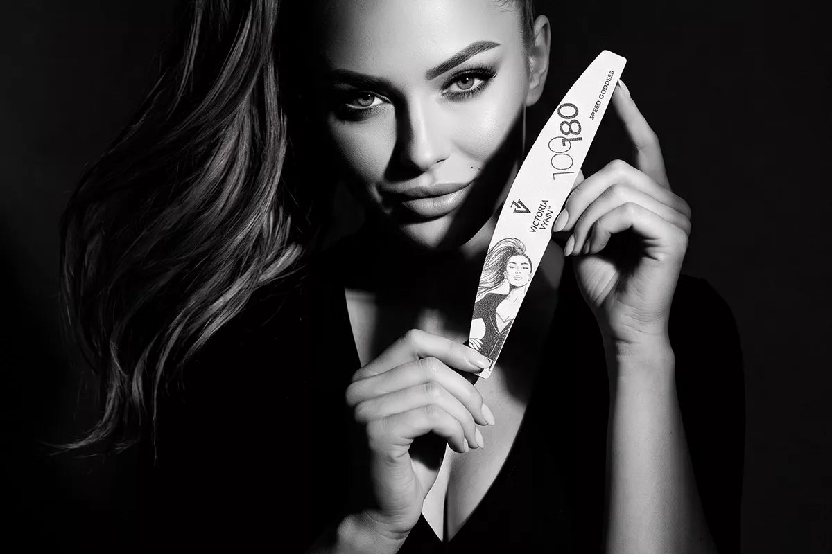 Victoria Vynn Speed Goddess Crescent 100/180 Nail File - 1 pc