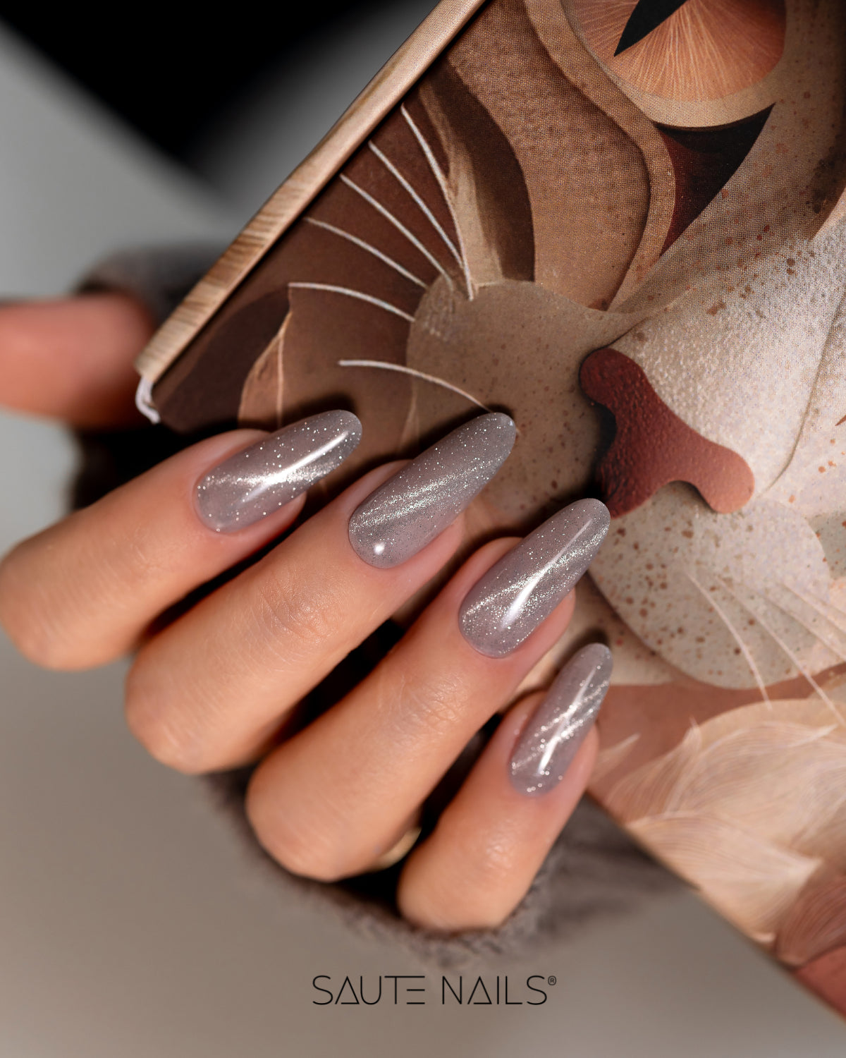 Saute Nails Cat Eye Effect Gel Polish E16 - Silver Grey 8ml